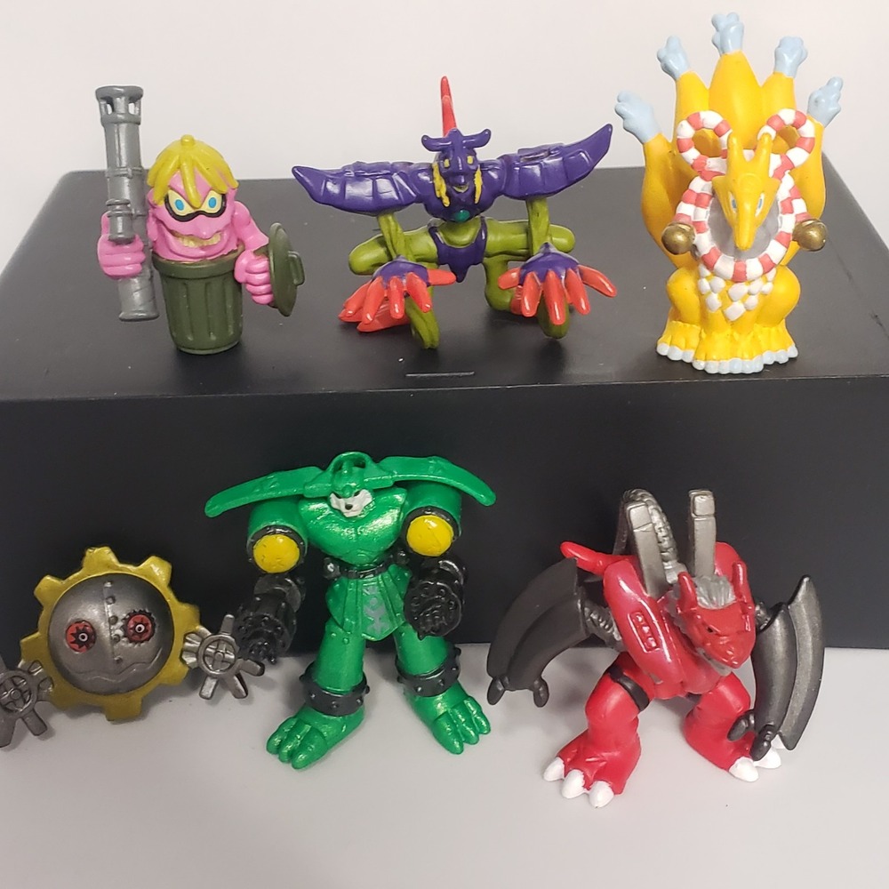 Vintage Bandai Digimon Mini Figure Lot 2000 2001 Kyubimon Garbagemon 6pc